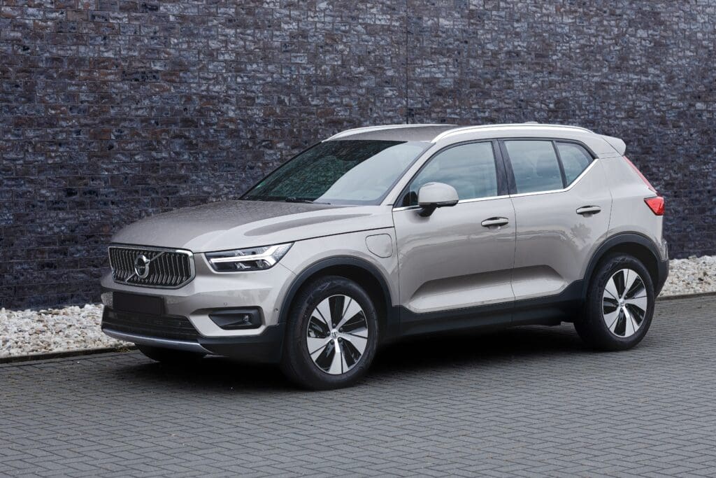 Volvo XC 40 side view