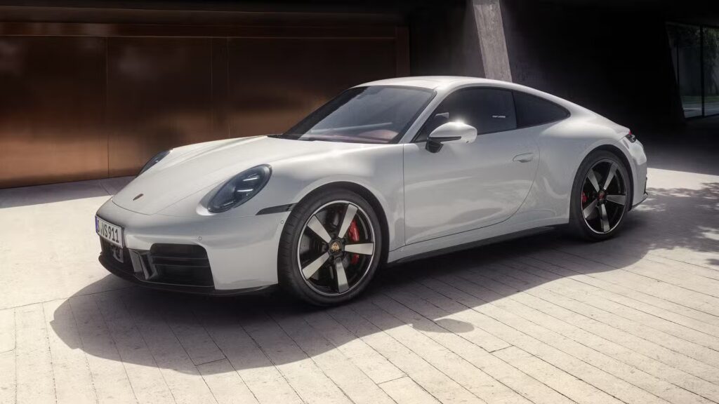 Porsche 911 (992)