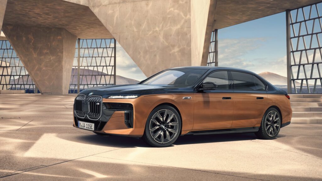 BMW i7